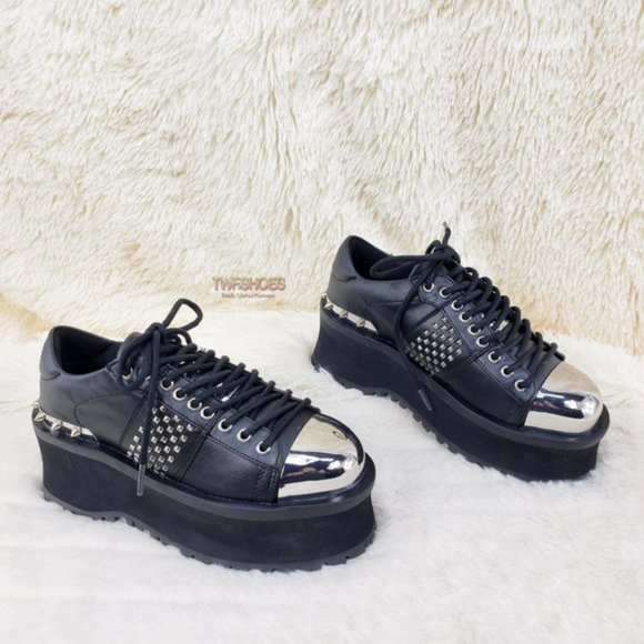 Demonia Gravedigger Unisex Oxdford Shoe main image 6